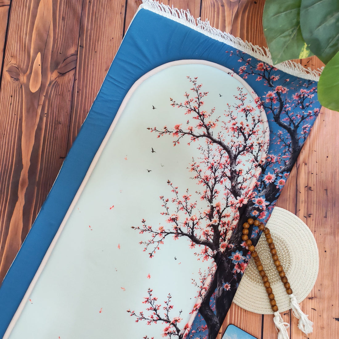 Blossoming Branch Prayer Rug | سجادة صلاة غُصن