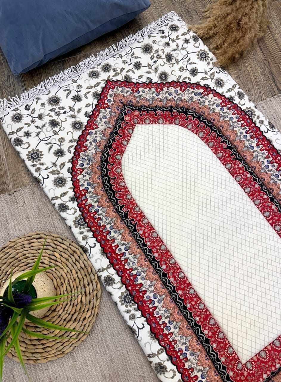 سجادة صلاة مبطنة | الورود