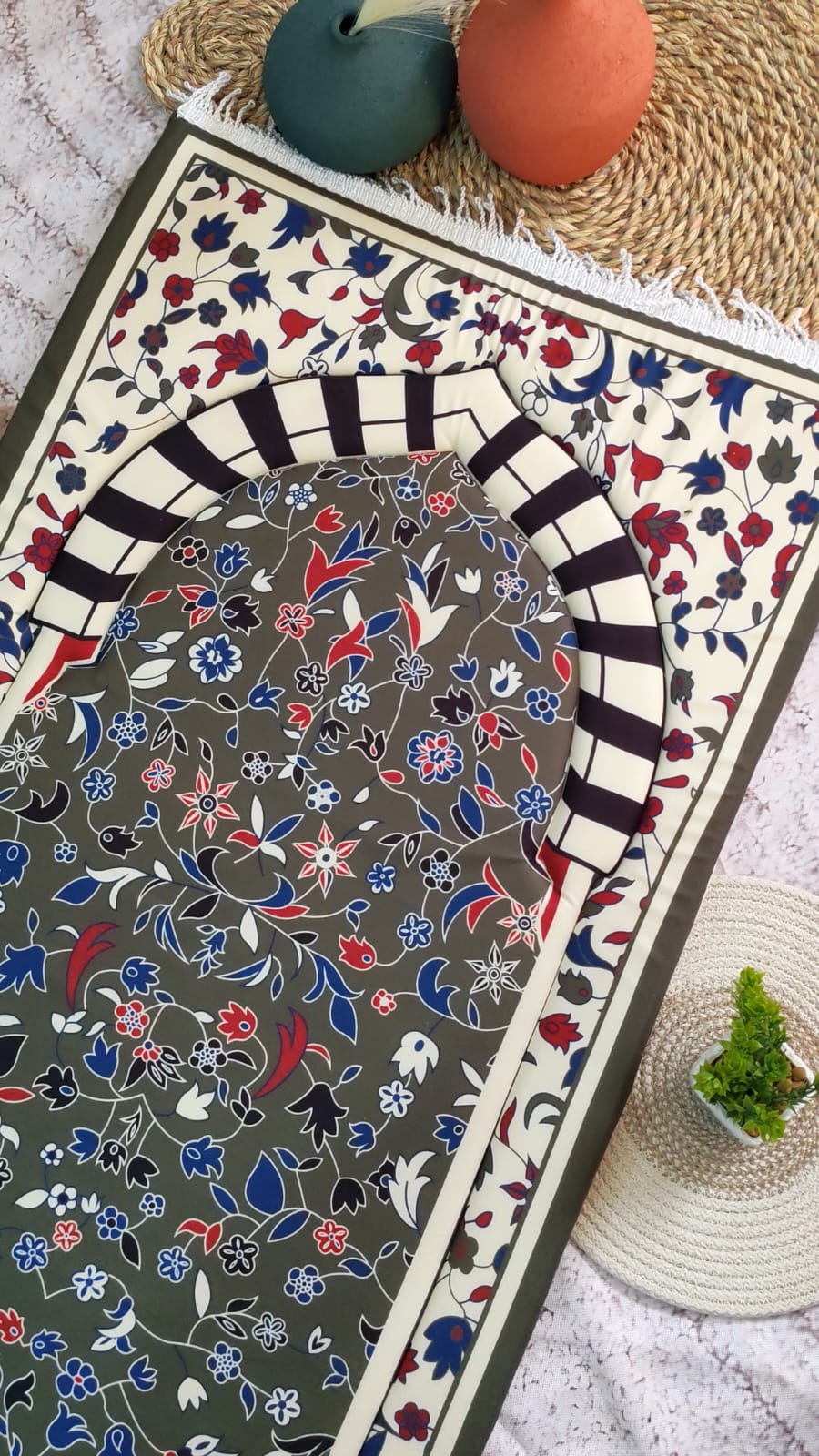 سجادة صلاة مبطنة | الروضة